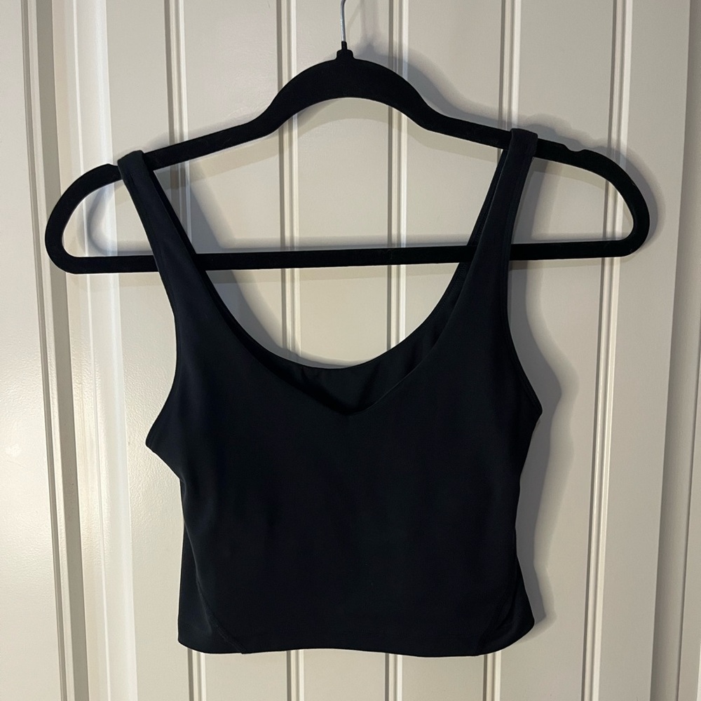 ✨ Gilly Hicks Black Tank Top ✨🖤